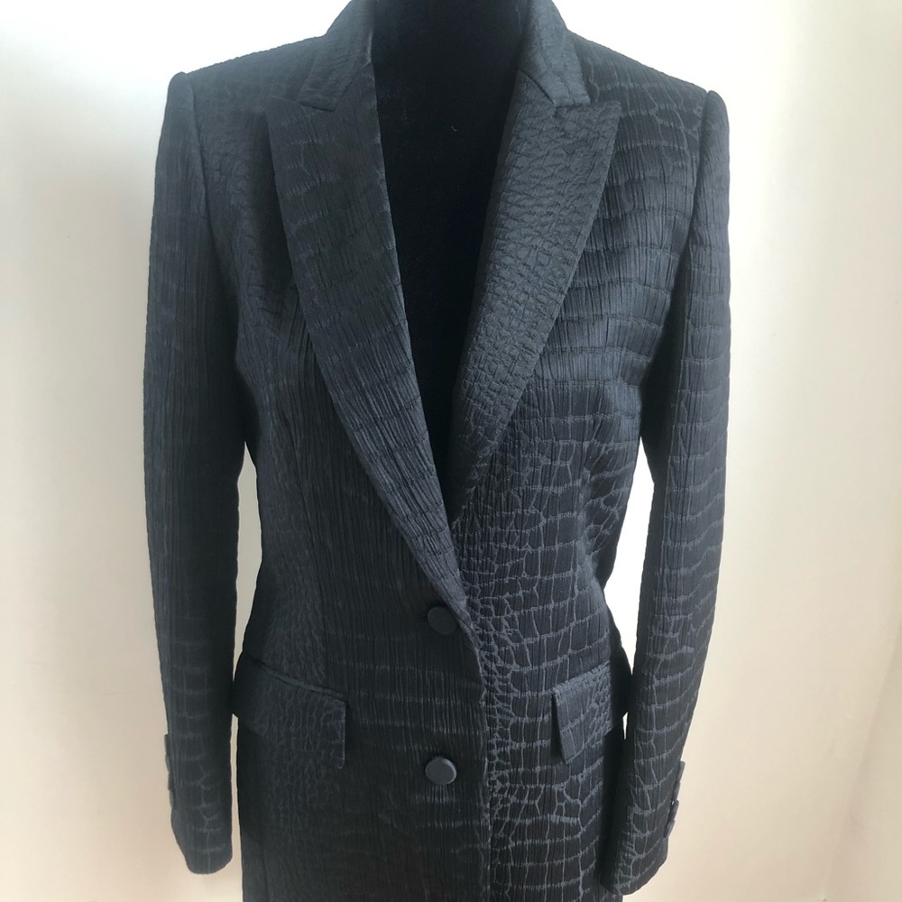 Carine Roitfeld for UNIQLO Medium black shell coat